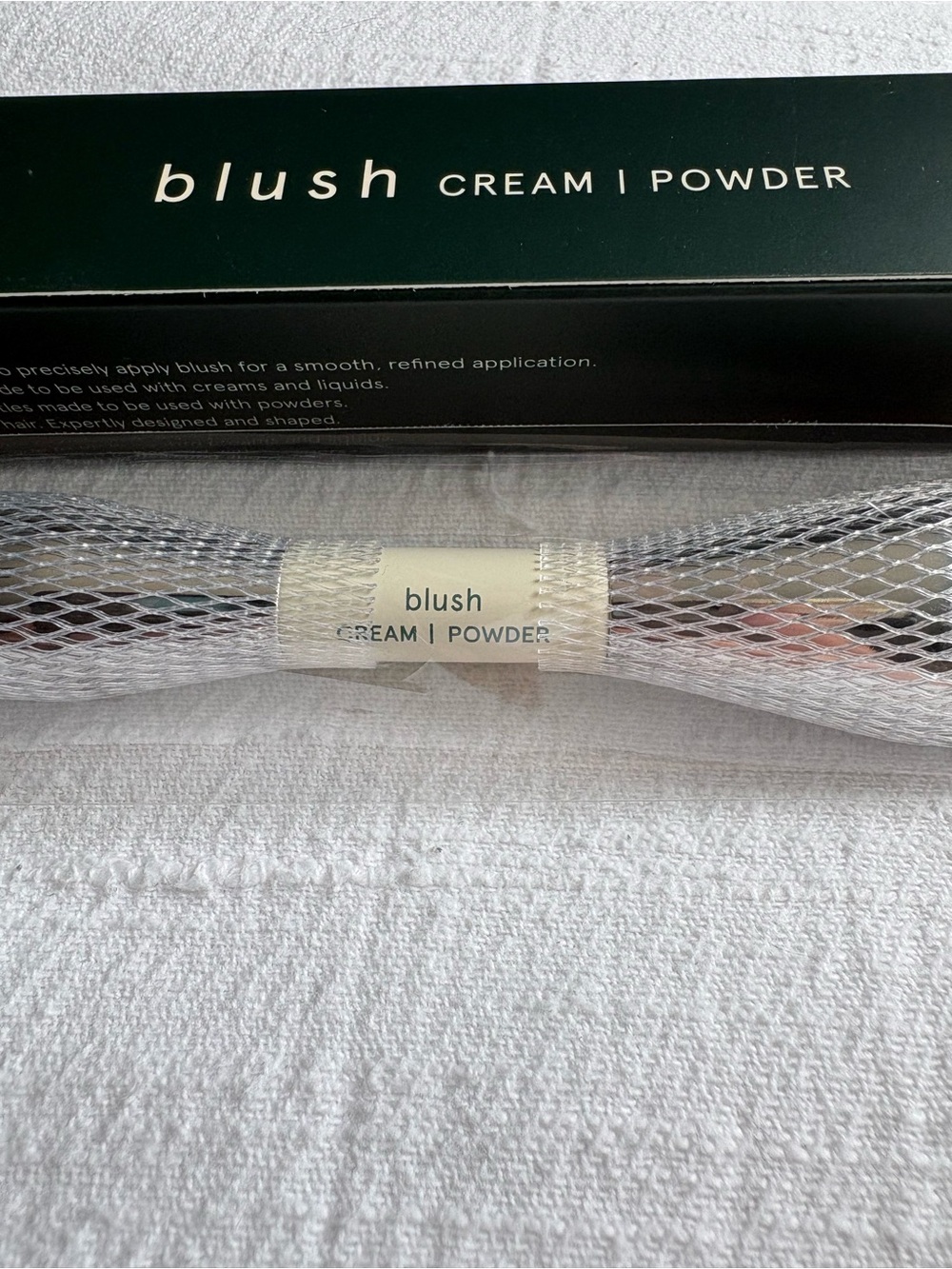 Ciele | Powder Double-Ended Brush - Black and Natural - Picture 2 of 7